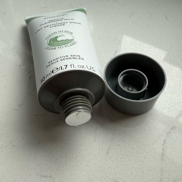 Ren Clean Skincare EVERCALM™ Gentle Cleansing Milk - 50ml Travel Size - NWB - Picture 7 of 7
